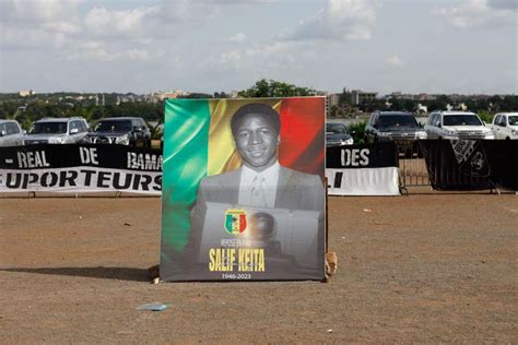 Le Mali Rend Un Ultime Hommage Salif Keita Ancienne Gloire Du Foot