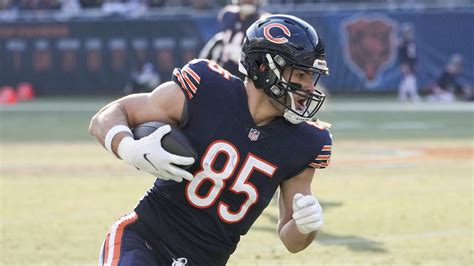 Chicago Bears Tight End Cole Kmet Agrees To Terms On Four Year M