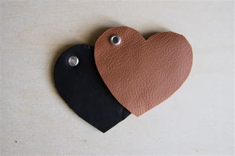 Diy Leather Heart Keychains Pretty Prudent