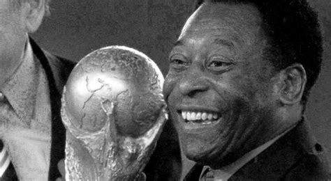 Luto En El Fútbol Mundial Murió Pelé El Cronista Periodismo De