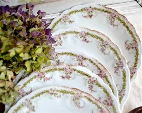 Anciennes Assiettes Dessert En Porcelaine De Limoges Style Shabby