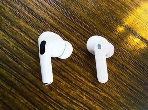 耳机也内卷？小度主动降噪耳机pro与airpods Pro相比如何？ 极客公园