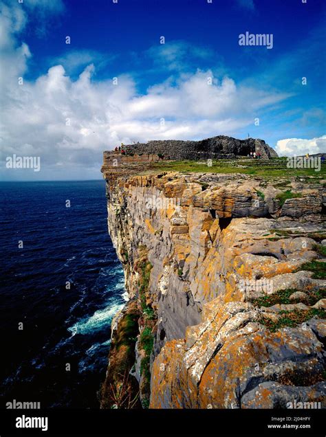 Dun Aengus, Inishmore, Aran Island, Ireland Stock Photo - Alamy