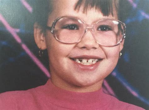 Qui Est Cette Petite Fille Devenue Une MILF Sulfureuse Public