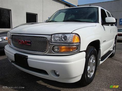 Summit White Gmc Yukon Denali Awd Gtcarlot Car