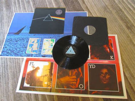 Pink Floyd Dark Side Of The Moon Solid Blue Triangle A2 B2 Complete Set