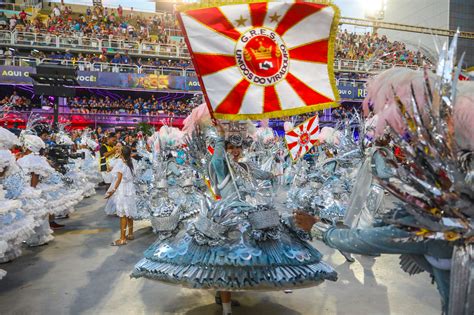 Fotogaleria Confira Imagens Do Desfile Da Viradouro A Grande Campe