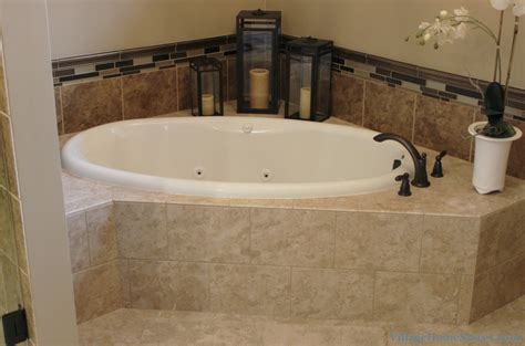 Tiled Corner Tub Surround In Moline Il Bathroom Villagehomestores