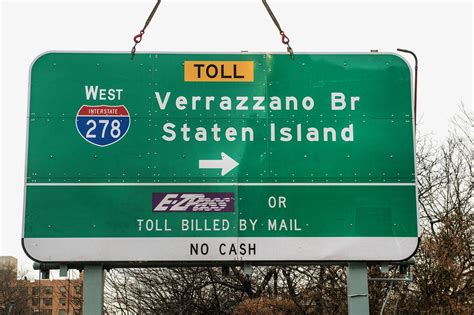 Oops: New ‘Geothals Bridge’ sign goes up on Staten Island Expressway ...