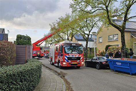 Brandweer Ingezet Bij Brand In Schoorsteen Van Woning Aan De