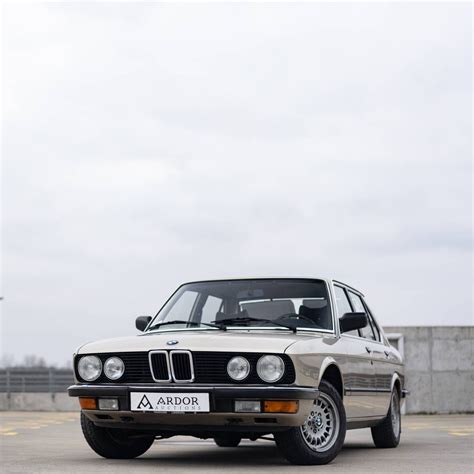 Get A Closer Look An Original 1983 Bmw 520i In Top Condition Like And