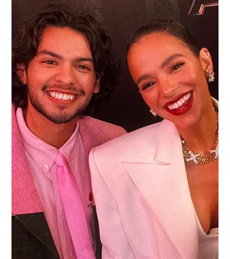 Foto Bruna Marquezine e Xolo Maridueña fizeram diversas aparições