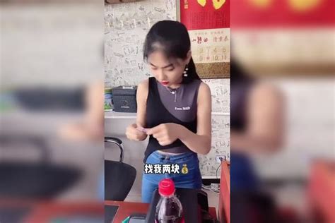 美女这回亏大发了！回亏美女