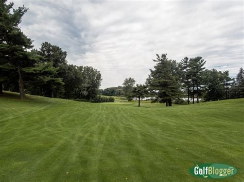 Oxford Hills Golf Course Review | GolfBlogger Golf Blog