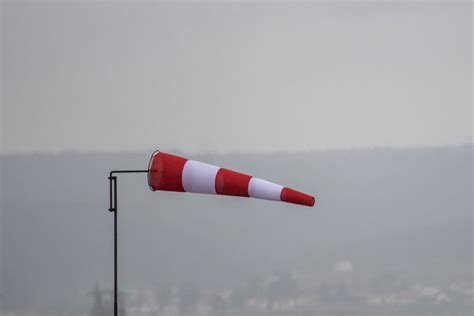 Météo Des rafales de vent qui frôlent les 100 km h en Côte d Or