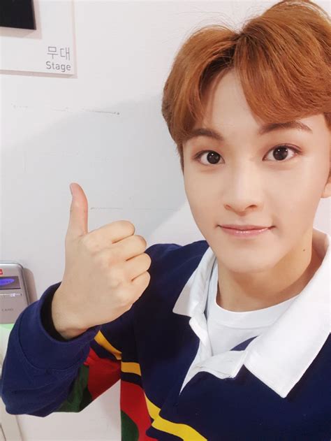 Genap Berusia Tahun Begini Perjalanan Karier Mark Nct