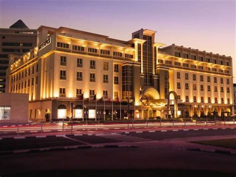 Movenpick Hotel And Apartments Bur Dubai Tropical Sky