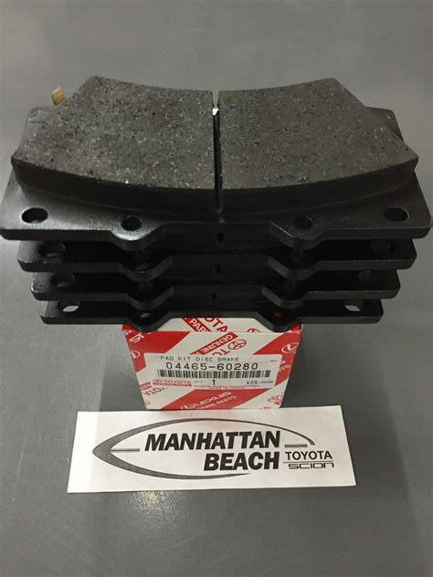 2008 2019 LAND CRUISER Front Brake Pads NEW Genuine Toyota OEM 04465