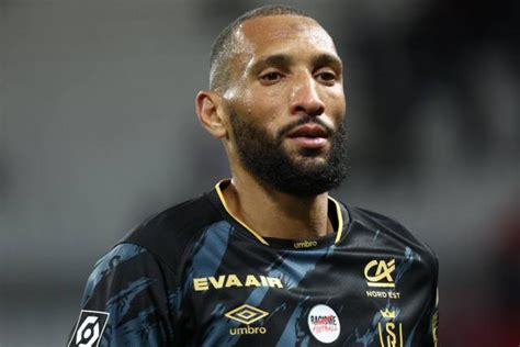 Mercato Saint Étienne négocie pour Yunis Abdelhamid en fin de