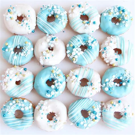 Sweet Philosophy on Instagram: “Pretty little mini donuts! 💙💙💙 # ...