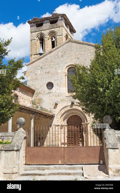 Segovia la iglesia románica de la Iglesia de los Santos Justo y