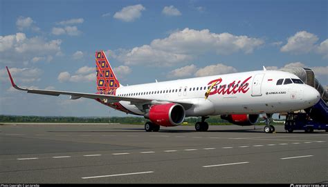 Oe Lar Batik Air Airbus A Wl Photo By Jan Jurecka Id