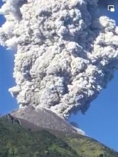 Gunung Merapi Dikabarkan Erupsi Besar Ini Penjelasan Bpptkg Kumparan