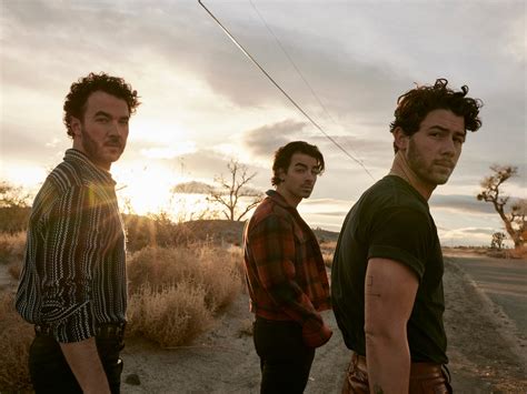 Jonas Brothers | PrakartiCasian