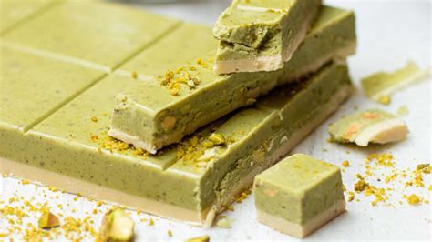 Turrón De Pistacho Y Chocolate Blanco Las Recetas De Mamá Charo