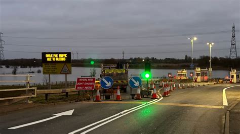 Dunham Bridge is partially open – Lincolnshire County Council