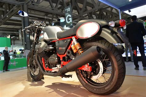 2017 Moto Guzzi V7 III Racer Review