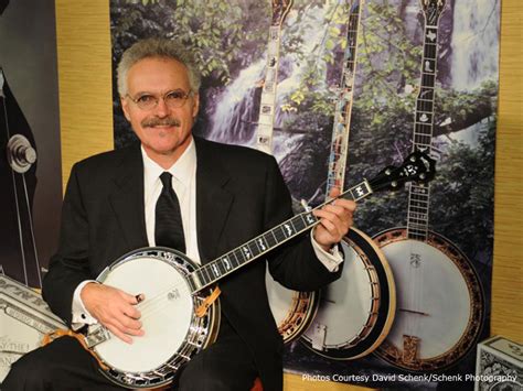 Baucom Posthumously Receives Steve Martin Banjo Prize