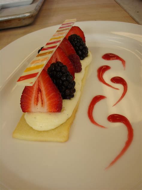 Food and Pastry: Advanced pastry, Plated dessert