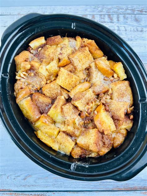 Easy Slow Cooker French Toast Casserole Recipe