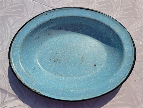 Vintage Enamelware Graniteware Blue Snow On The Mountain Oval