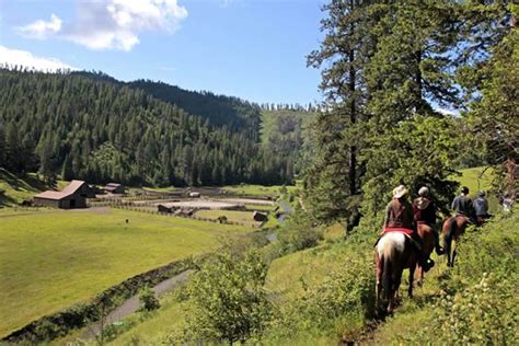 Red Horse Mountain Ranch | Info, Pics, Maps + More