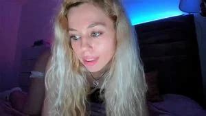 Assista Blonde Cute Webcam Cam Porn Spankbang