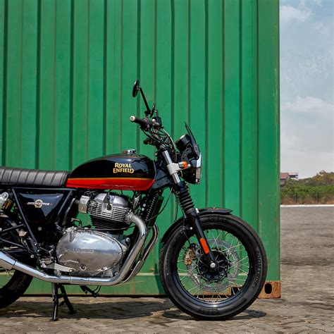 Royal Enfield Interceptor Colours Specifications Reviews Gallery