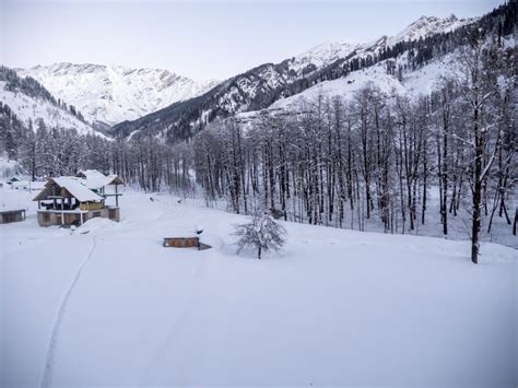 Beautiful Snow Mountains Scene at Himachal Pradesh Solang Valley Manali, Near Rohtang Pass ...