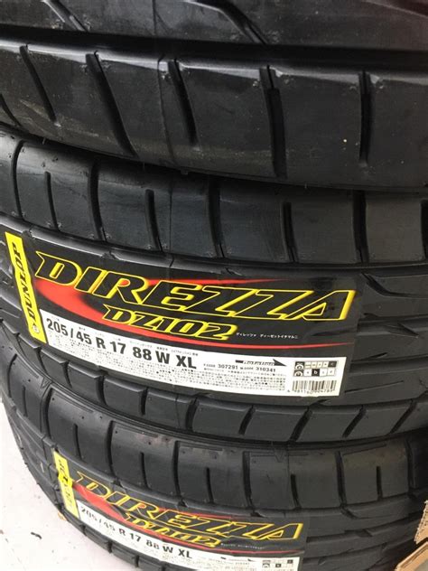 DUNLOP DIREZZA DZ102 205 45 R17 88W のパーツレビュー ロードスター ヤンガス みんカラ