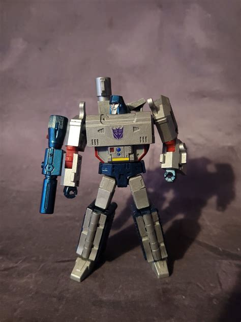 Minor Repaint Straxus And Megatron Repaints TFW2005 The 2005 Boards