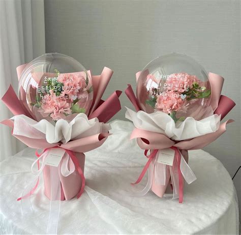 Pink Flower Bouquet in Clear Vases