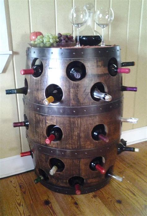 35 Bonnes Idées Pour Recycler Des Tonneaux De Vin Wine Barrel Furniture Barrel Furniture