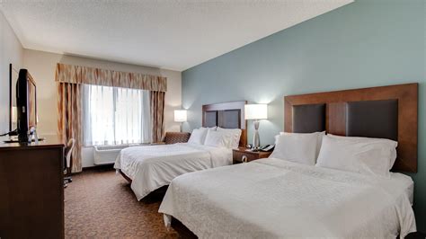 Holiday Inn Express St. Cloud Hotel (Saint Cloud (MN)) - Deals, Photos ...