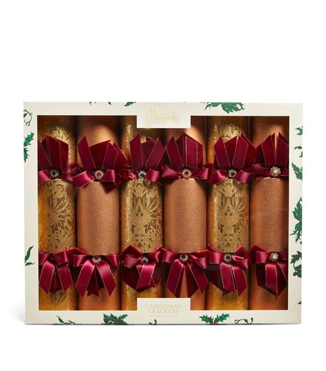 These 12 Luxury Christmas Crackers Are a Popping Good Time