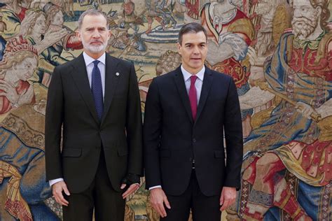 Pedro Sánchez Juró Ante El Rey Felipe Vi Y Quedó En Condiciones De