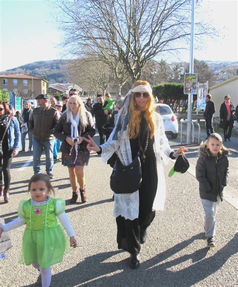 Loire Sur Rh Ne Loisirs Un Beau Carnaval Sous Le Soleil