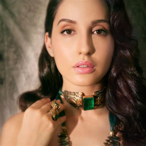 Nora Fatehi In Beautiful Saree Photoshoot