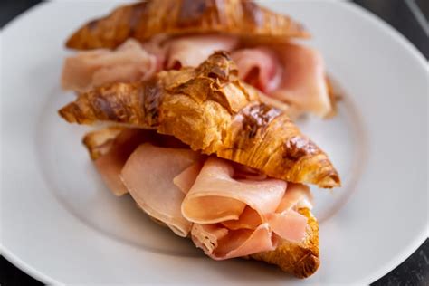 Recette De Croissant Au Jambon Fa On Laurent Mariotte