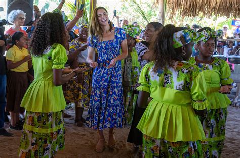 Prince William, Duchess Kate Dance in Belize Amid Royal Tour | Us Weekly